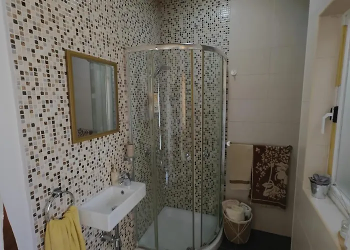 Private With Shower En-suite And Terrace Balzan